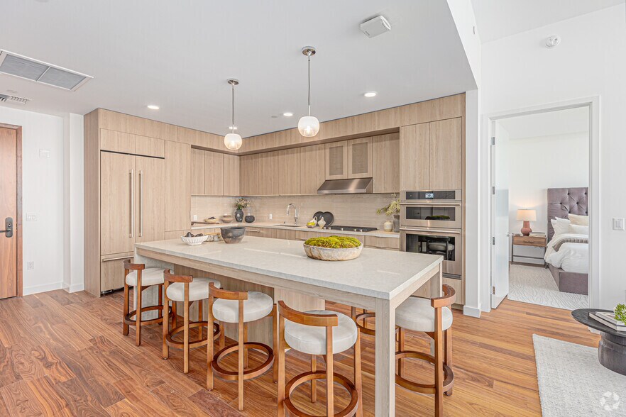 More Photos Of 1331 Columbia St, San Diego Apartments For Lease