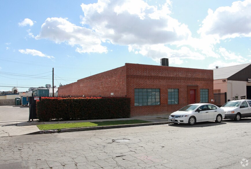 More Photos Of 110 E Santa Anita, Burbank Movie Radio TVStudio For Lease