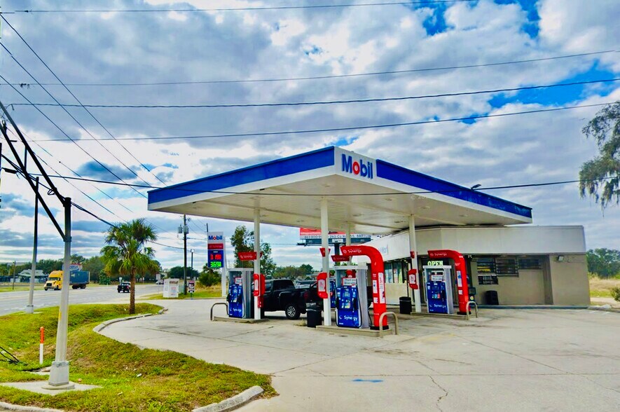 More Photos Of 1900 W Main St, Bartow Service Station For Sale