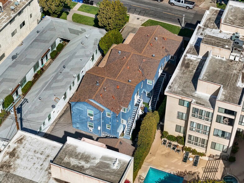 More Photos Of 14524-14530 Dickens St, Sherman Oaks Apartments For Sale