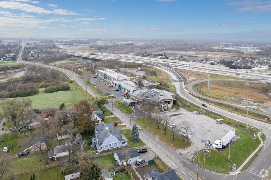 More Photos Of 1800 Miami St, Toledo Hotel For Sale