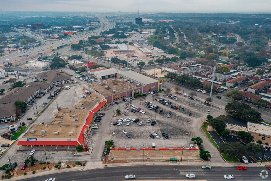 More Photos Of 1552-1604 Babcock Rd, San Antonio Unknown For Lease