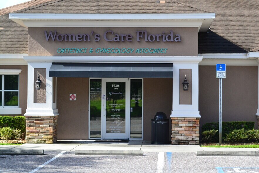 More Photos Of 16301 Fishhawk Blvd, Lithia Medical For Lease