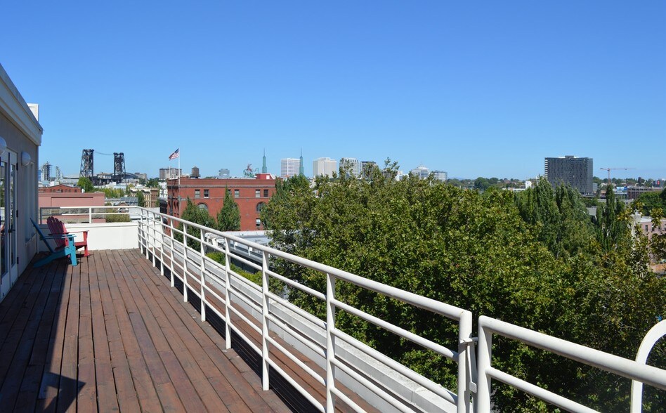 More Photos Of 209 SW Oak St, Portland Office For Lease