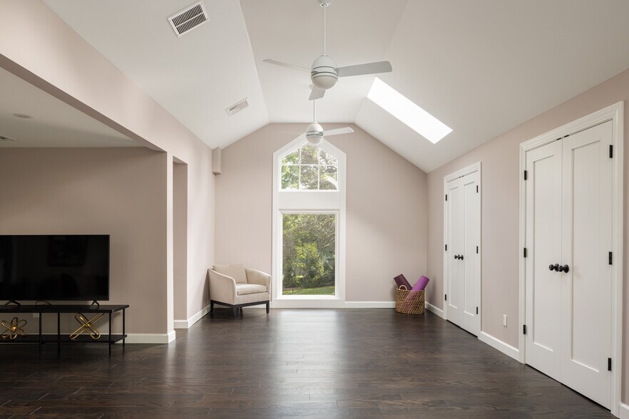 More Photos Of 9 Chambers Rd, West Park Lodge Meeting Hall For Sale