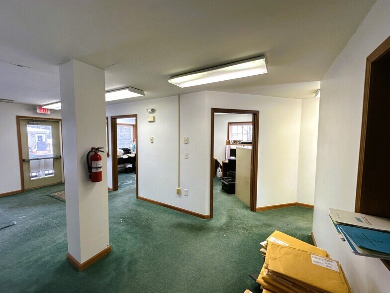 More Photos Of 15 Dunham Ave, Jamestown Medical For Lease