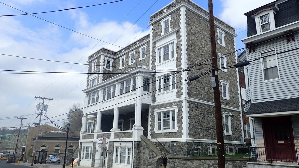 More Photos Of 75 S Main St, Phillipsburg Office For Lease