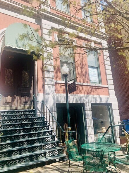 More Photos Of 1201-1217 Hampton St, Columbia Office For Lease