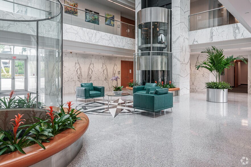 More Photos Of 7280 W Palmetto Park Rd, Boca Raton Office For Lease