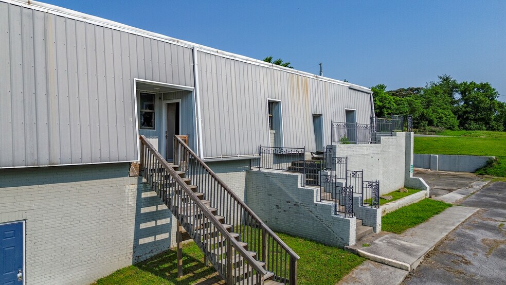 More Photos Of 201 William D Jones Blvd, Fayetteville Apartments For Sale