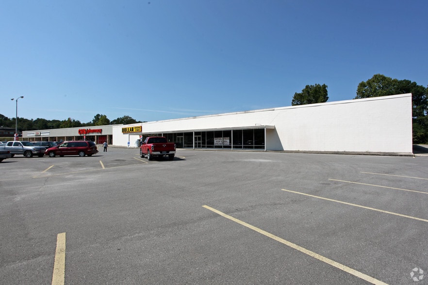 More Photos Of 410-440 Al-13 Hwy, Haleyville Storefront For Sale