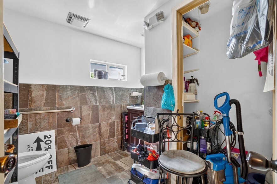 More Photos Of 12425 Antioch Rd, Trevor Freestanding For Sale