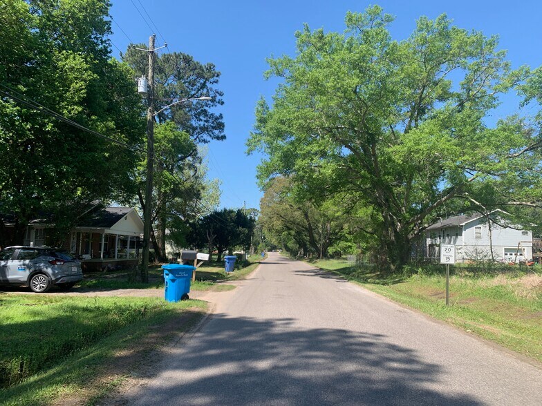 More Photos Of 9010 Little River Rd, Bayou La Batre Land For Sale