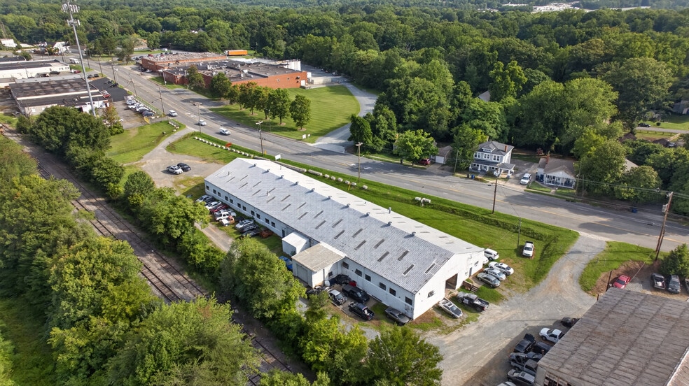 More Photos Of 4002 Indiana Ave, Winston-Salem Industrial For Lease