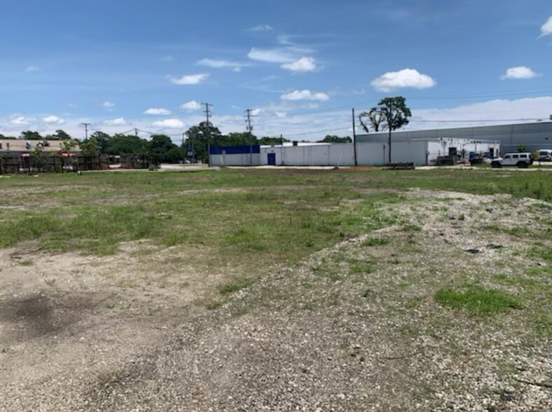 More Photos Of 5515 Rivers Ave, North Charleston Warehouse For Sale