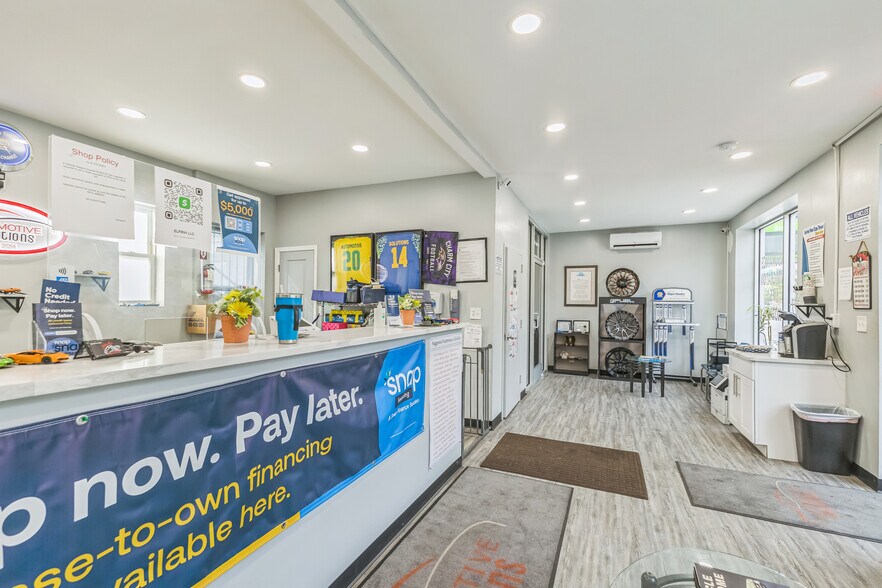 More Photos Of 6023 Belair Rd, Baltimore Auto Repair For Sale