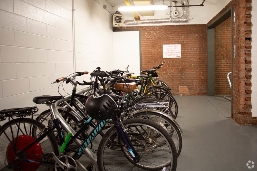 More Photos Of 179 Lincoln St, Boston Office For Sale