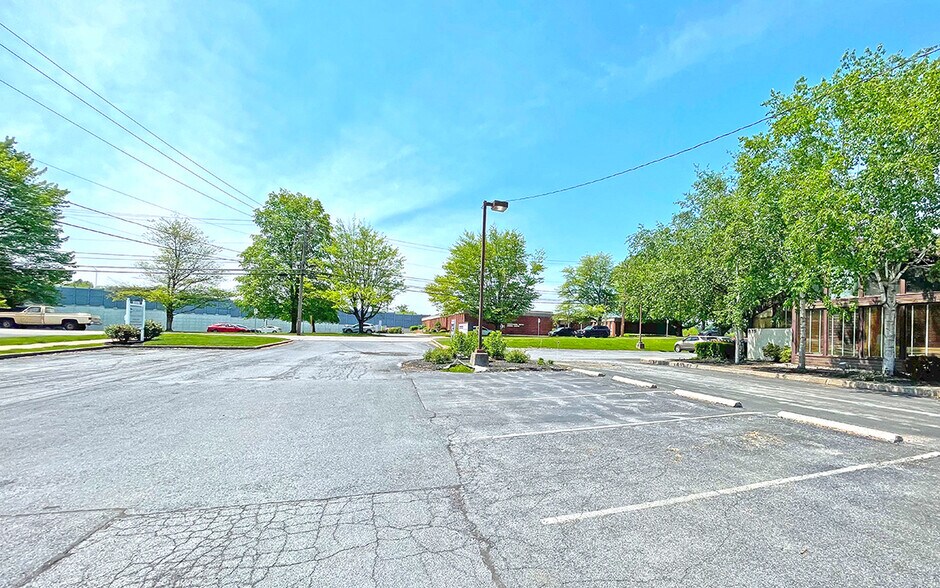 More Photos Of 875-899 S Arlington Ave, Harrisburg Office For Sale