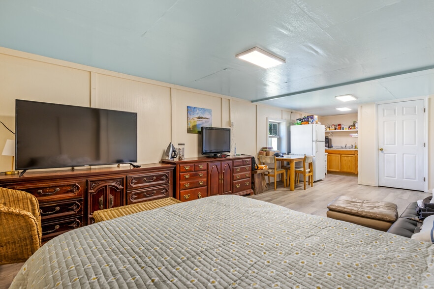 More Photos Of 26689 NC Hwy 12, Waves General Retail For Sale