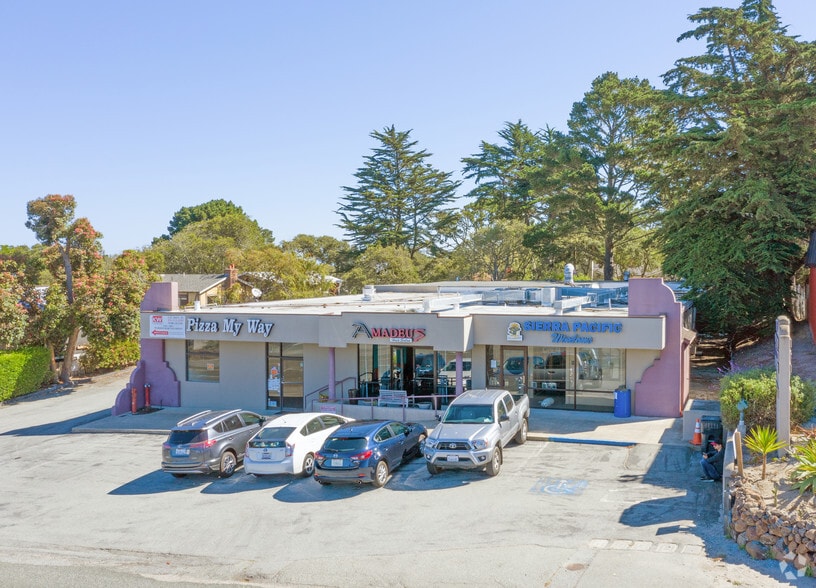 More Photos Of 1157 Forest Ave, Pacific Grove Freestanding For Lease