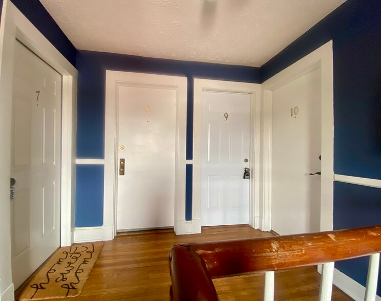 More Photos Of 406 N Loudoun St, Winchester Apartments For Sale