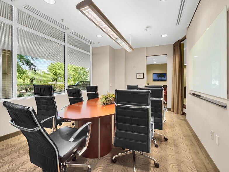 More Photos Of 1540 International Pky, Lake Mary Office For Lease
