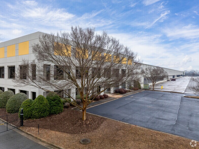 More Photos Of 860 John B Brooks Rd, Pendergrass Distribution For Lease