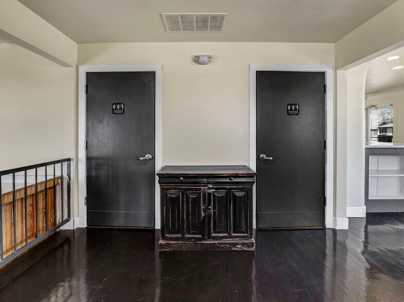 More Photos Of 5128 S 1900 W, Roy Restaurant For Sale