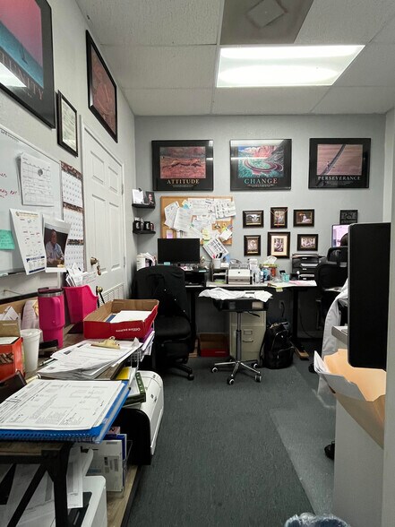 More Photos Of 3106 S W S Young Dr, Killeen Medical For Lease