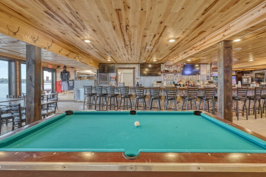 More Photos Of 7440 N Pats Landing Rd, Hayward Restaurant For Sale