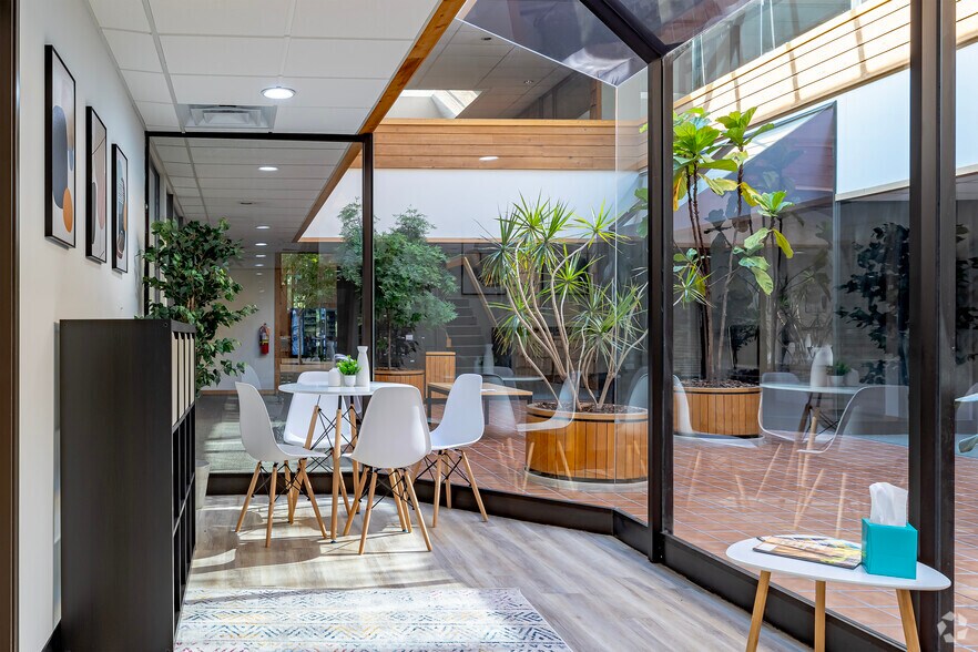 More Photos Of 2000 Hogback Rd, Ann Arbor Coworking Space