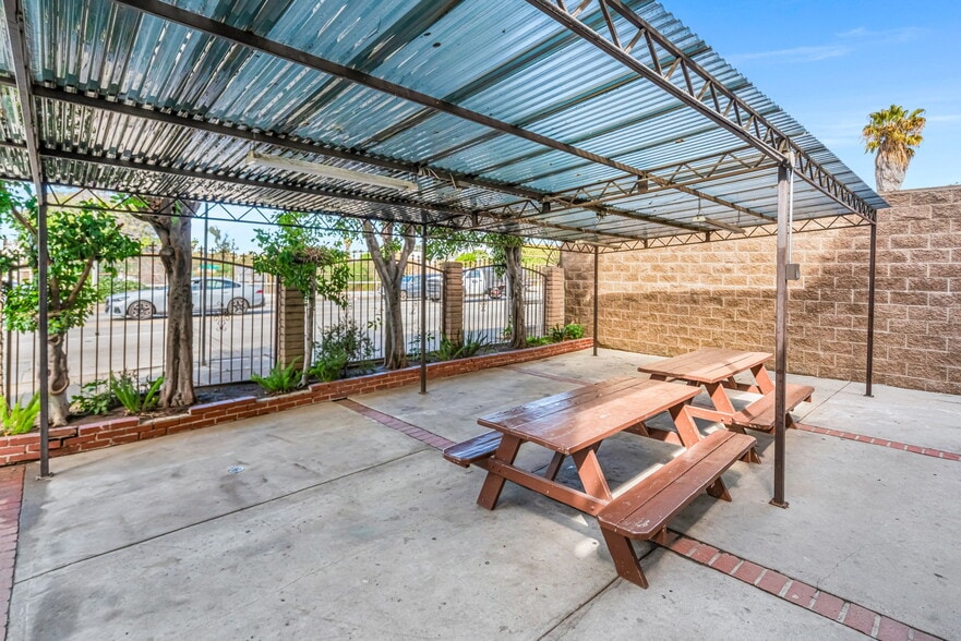 More Photos Of 1100 S Lorena St, Los Angeles Religious Facility For Sale