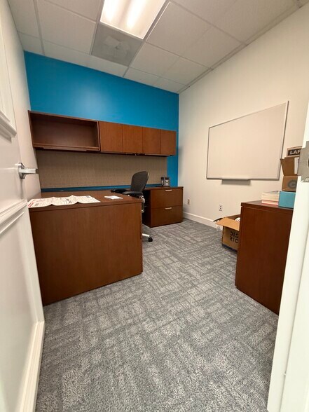 More Photos Of 1500-1512 N Church Rd, Liberty Medical For Lease