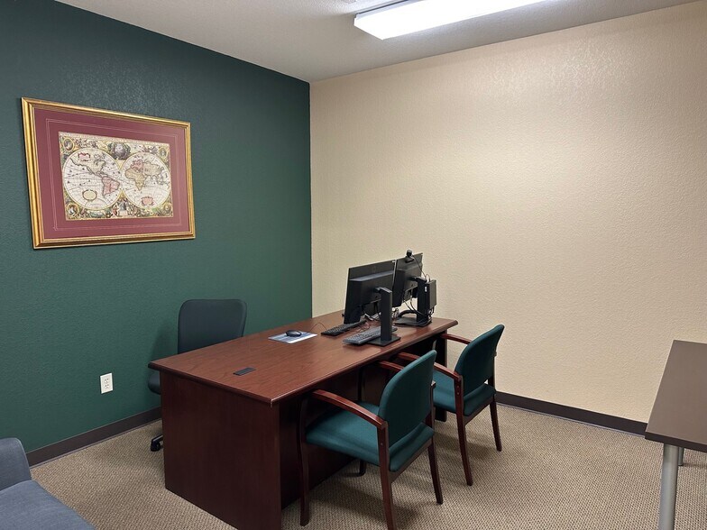 More Photos Of 215 S Andover Rd, Andover Medical For Lease