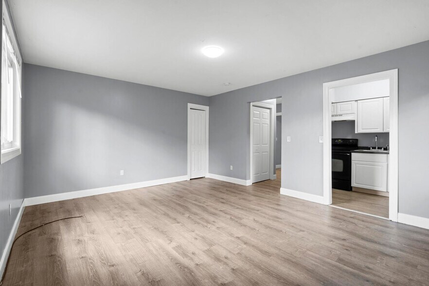 More Photos Of 5 Warner St Ext, Hartford Apartments For Sale