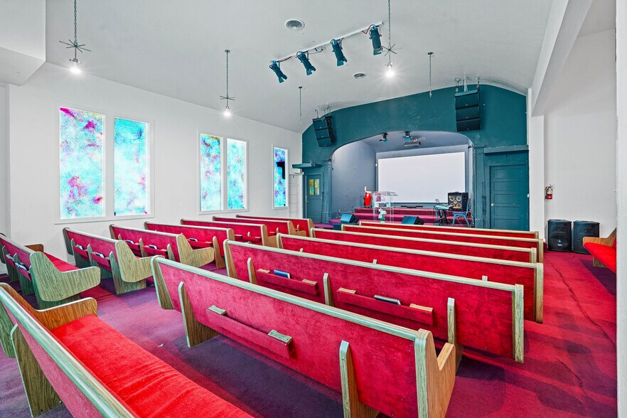 More Photos Of 2703 California St, Berkeley Religious Facility For Sale