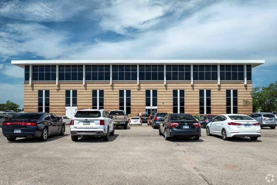 More Photos Of 8111 E 32nd St N, Wichita Office For Lease