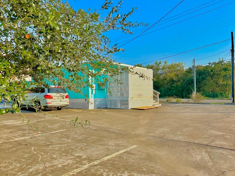 More Photos Of 927 27th St, San Leon Manufactured Housing Mobile Home Park For Sale
