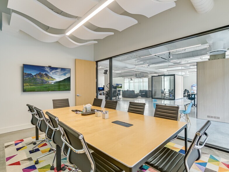More Photos Of 1800 E 4th St, Austin Apartments For Sale