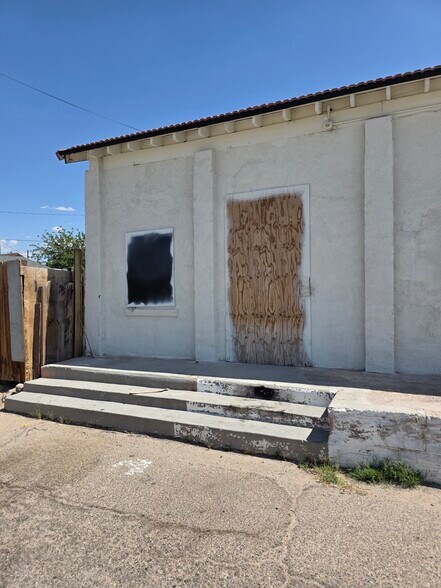 More Photos Of 113 S 6th Ave, Barstow Religious Facility For Sale