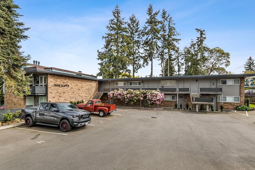 Primary Photo Of 255 SW 154th St, Burien Multifamily For Sale