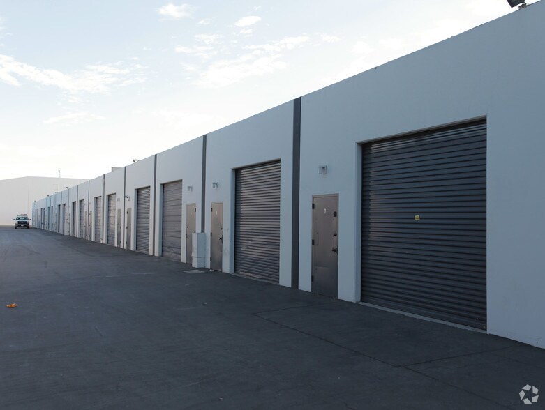 More Photos Of 13321 Alondra Blvd, Santa Fe Springs Warehouse For Lease