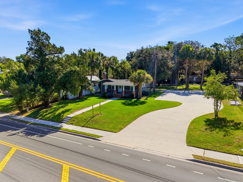 More Photos Of 527 NE 8th Ave, Ocala Office Residential For Sale