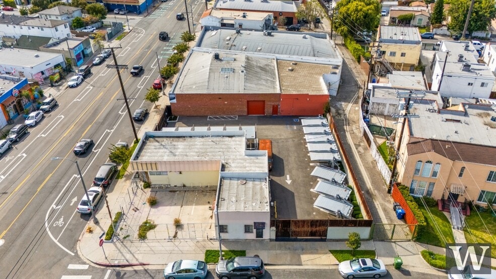 More Photos Of 5655 W Adams Blvd, Los Angeles Warehouse For Lease