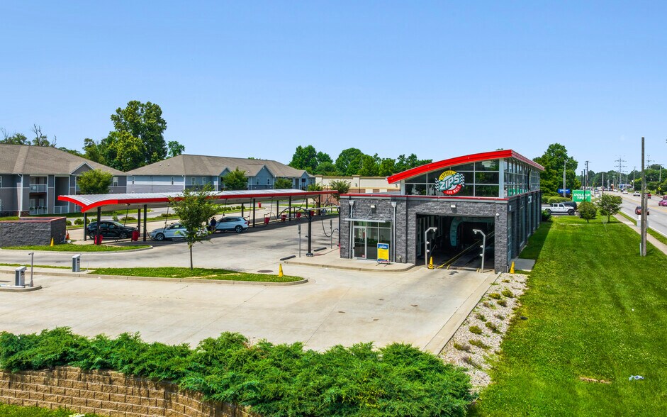 More Photos Of 4860 Cane Run Rd, Louisville Carwash For Sale