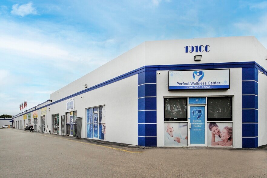 More Photos Of 19100 SW 106th Ave, Cutler Bay Light Distribution For Lease