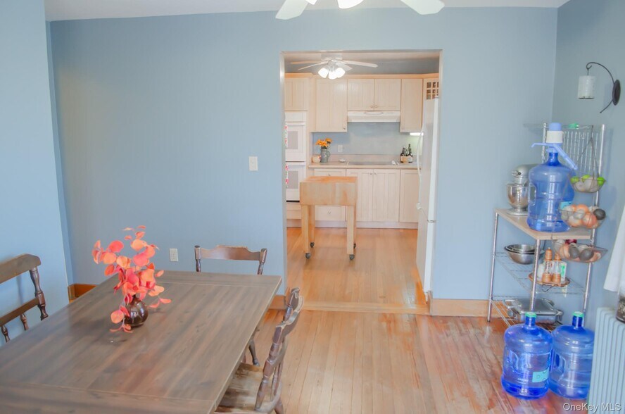More Photos Of 8874 US Route 9W, Athens Office Residential For Sale