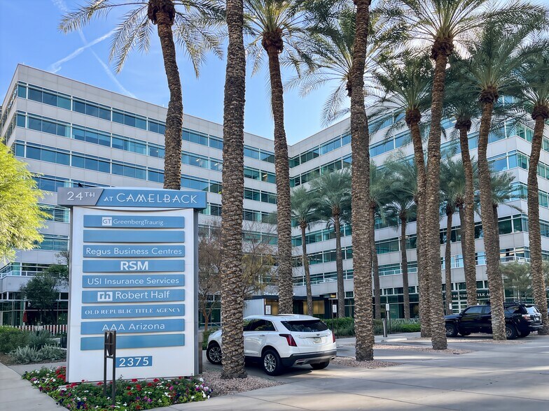 More Photos Of 2375 E Camelback Rd, Phoenix Coworking Space