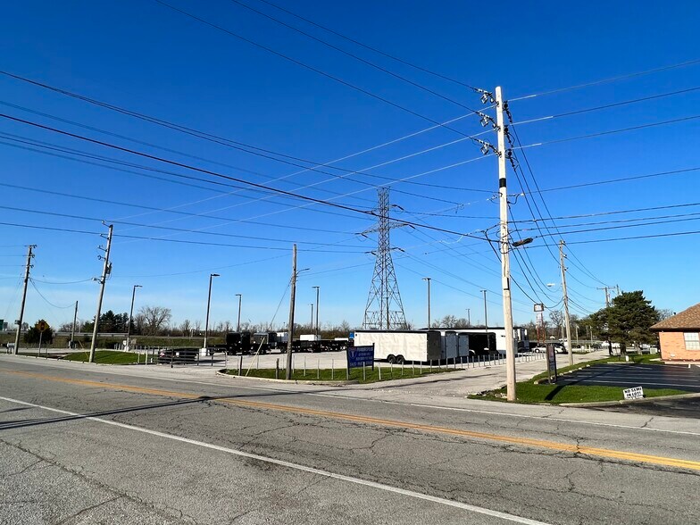 More Photos Of , Indianapolis Unknown For Sale