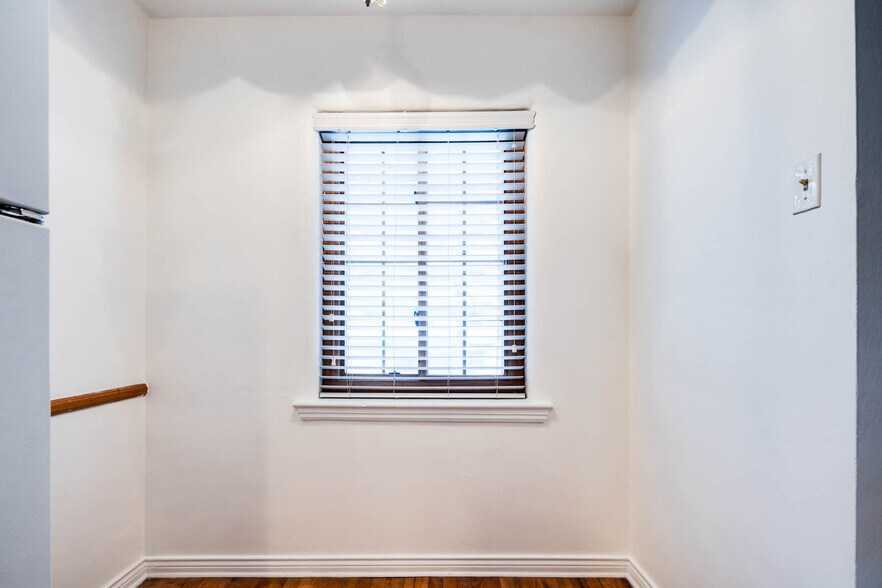 More Photos Of 127 N Pearl St, Denver Multifamily For Sale